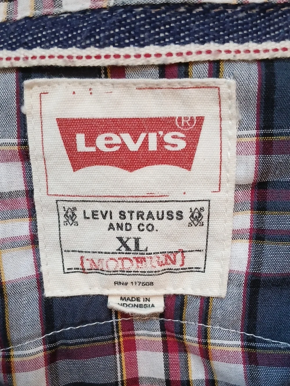 Levi’s Western Pearl‎ Snap Long Sleeve Red White Blue Shirt Size XL